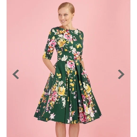 The Pretty Dress Company. Green floral swing dress - Picture 1 of 6